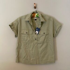 NWT universal thread green half button cotton short sleeve shirt. XS